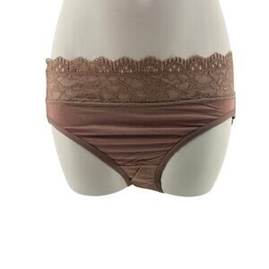 Soma Embraceable High-Leg Panty with Enchanting Lace Womens Medium